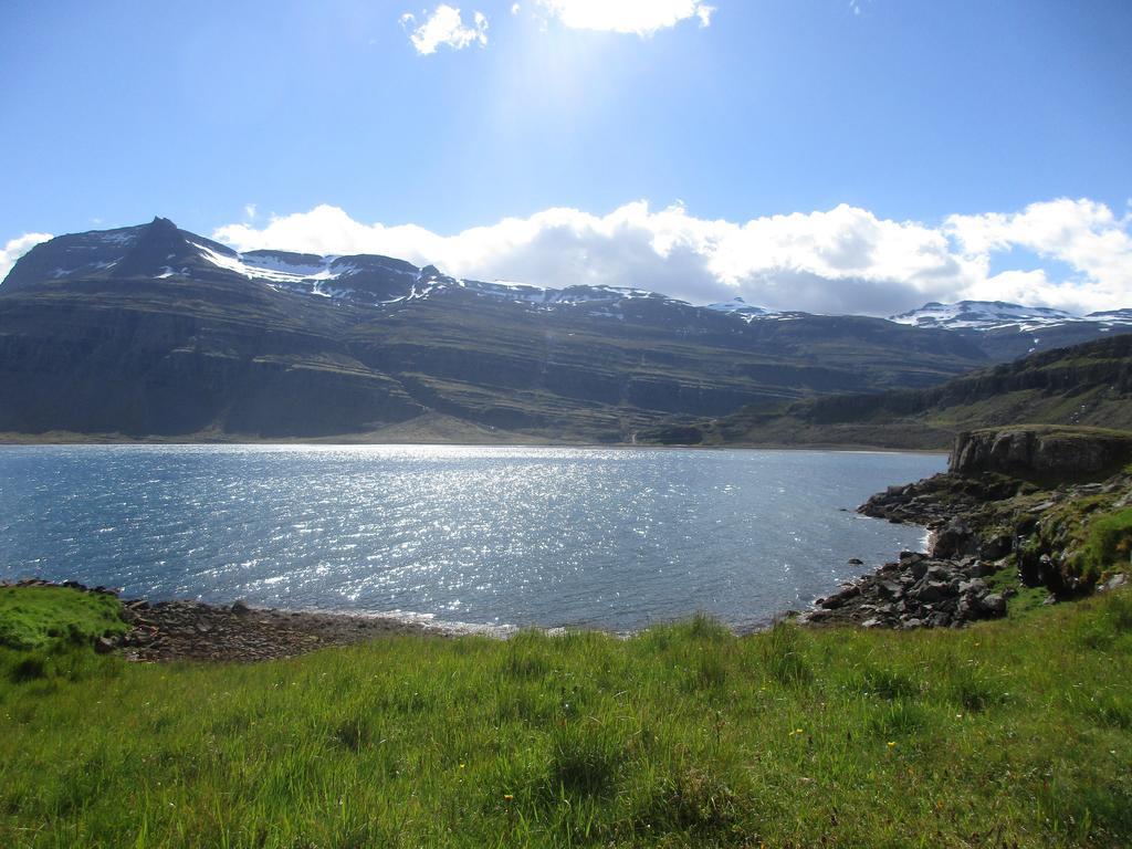 Lindarbrekka Villa Djupivogur Room photo